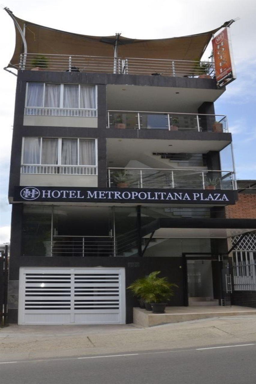 Ayenda 1501 Metropolitana Plaza Hotel บูการามังกา ภายนอก รูปภาพ