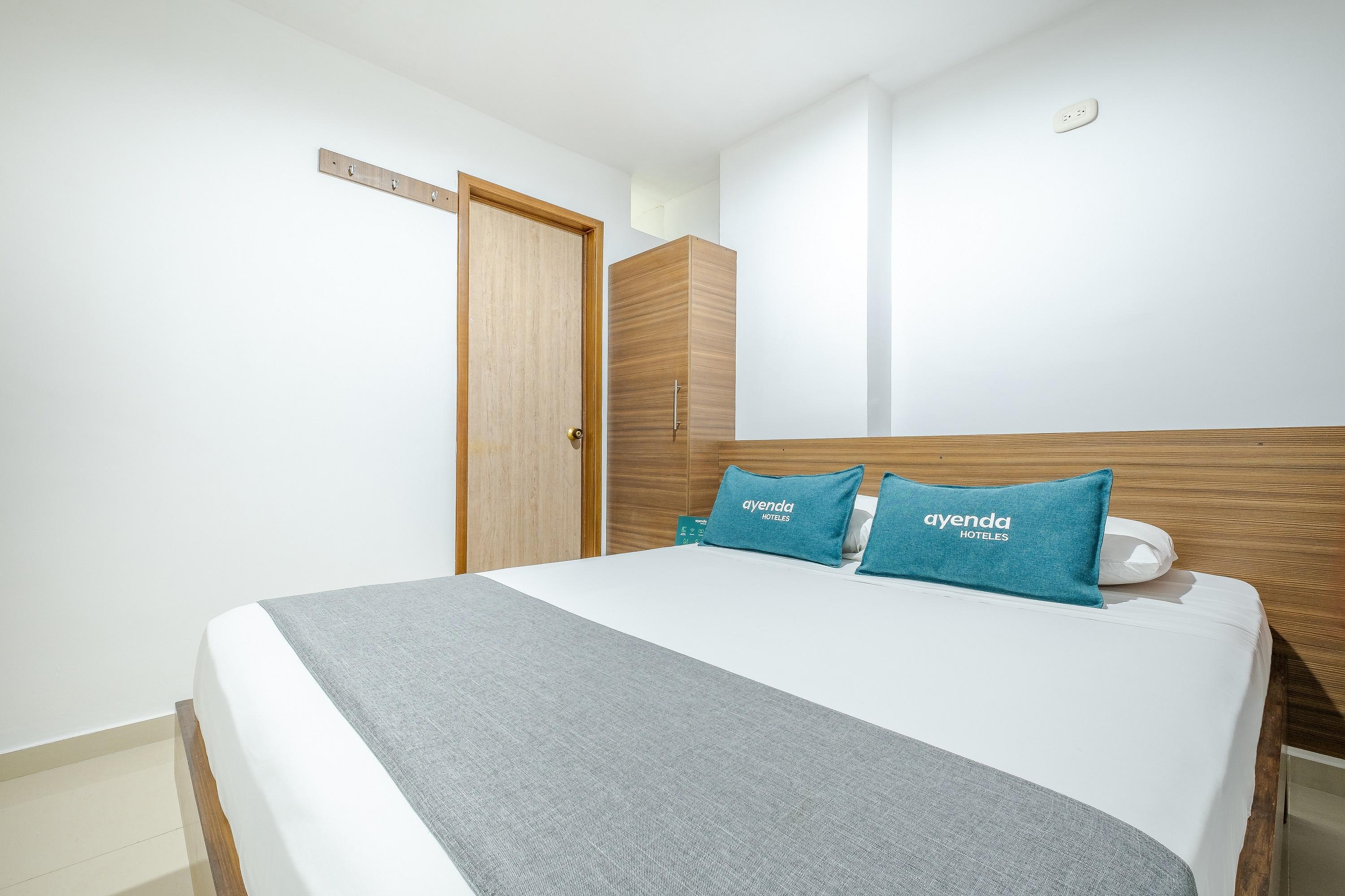 Ayenda 1501 Metropolitana Plaza Hotel บูการามังกา ภายนอก รูปภาพ