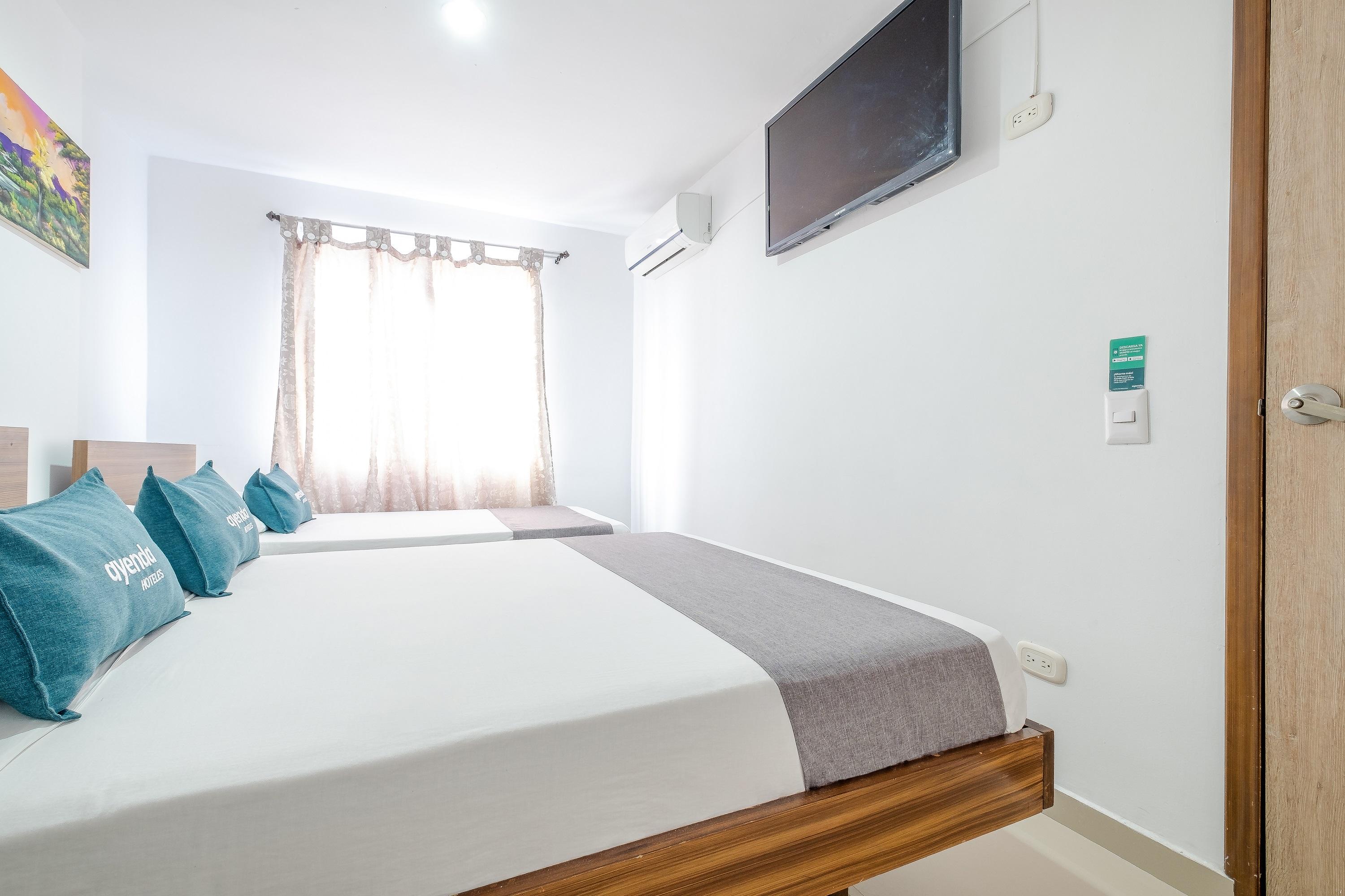 Ayenda 1501 Metropolitana Plaza Hotel บูการามังกา ภายนอก รูปภาพ