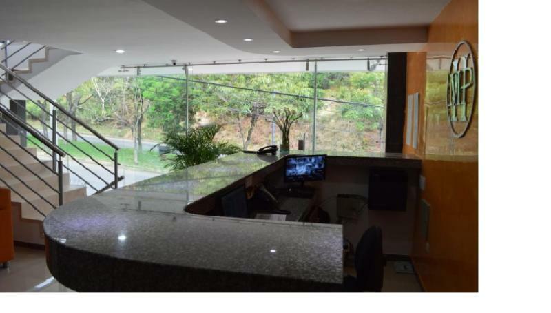 Ayenda 1501 Metropolitana Plaza Hotel บูการามังกา ภายนอก รูปภาพ