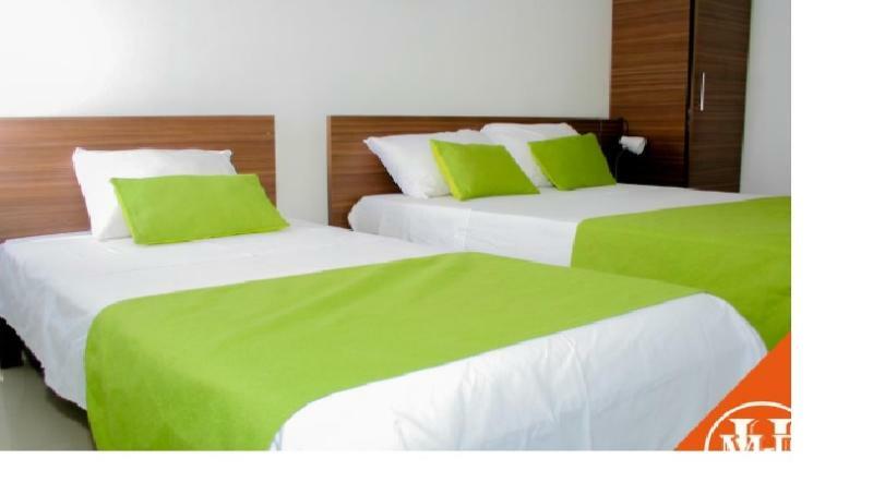 Ayenda 1501 Metropolitana Plaza Hotel บูการามังกา ภายนอก รูปภาพ